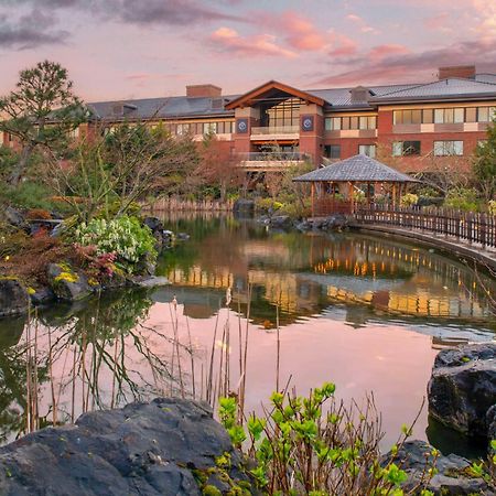 Best Western Premier Boulder Falls Inn Лебанон Экстерьер фото