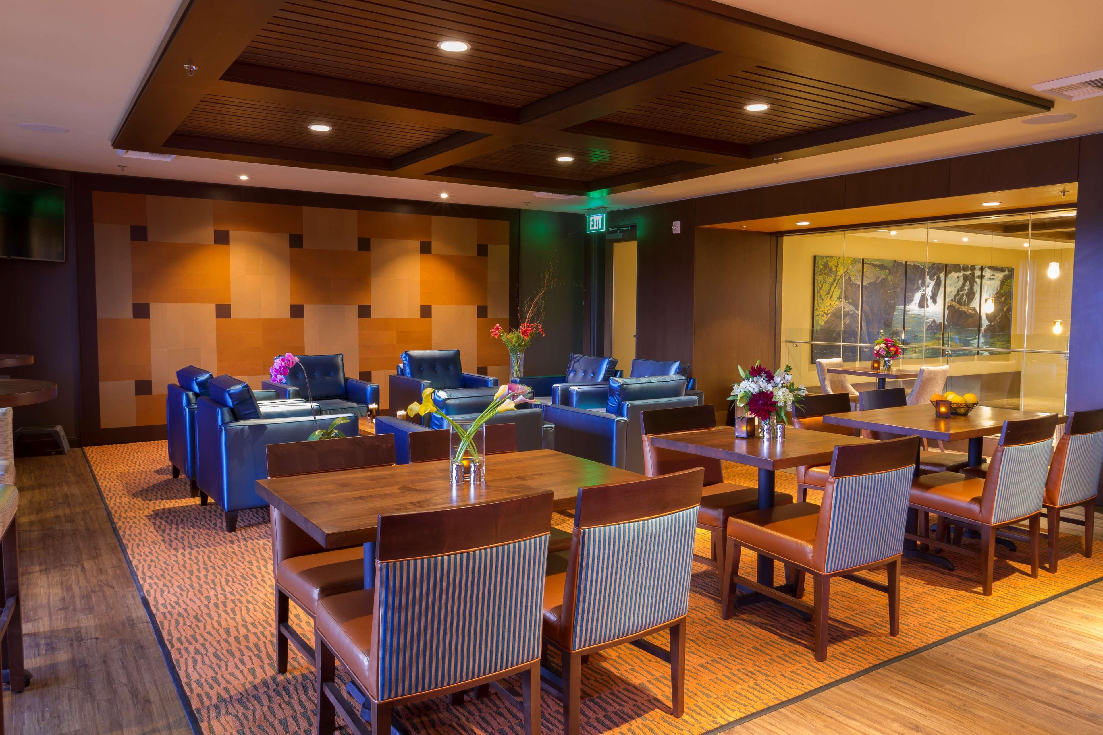 Best Western Premier Boulder Falls Inn Лебанон Экстерьер фото