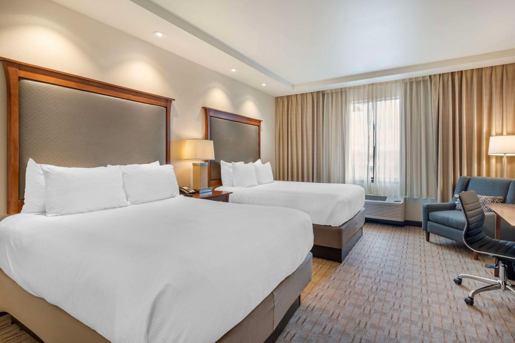 Best Western Premier Boulder Falls Inn Лебанон Экстерьер фото