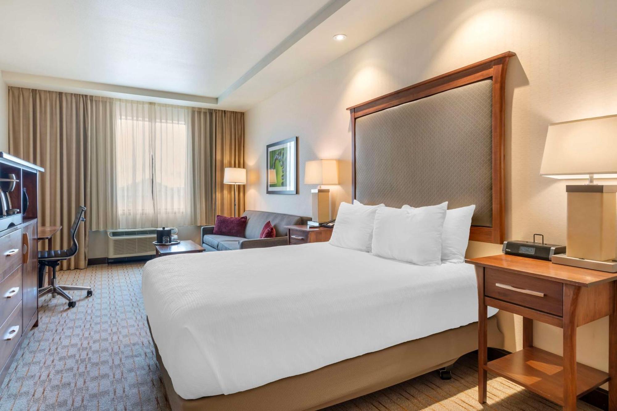 Best Western Premier Boulder Falls Inn Лебанон Экстерьер фото