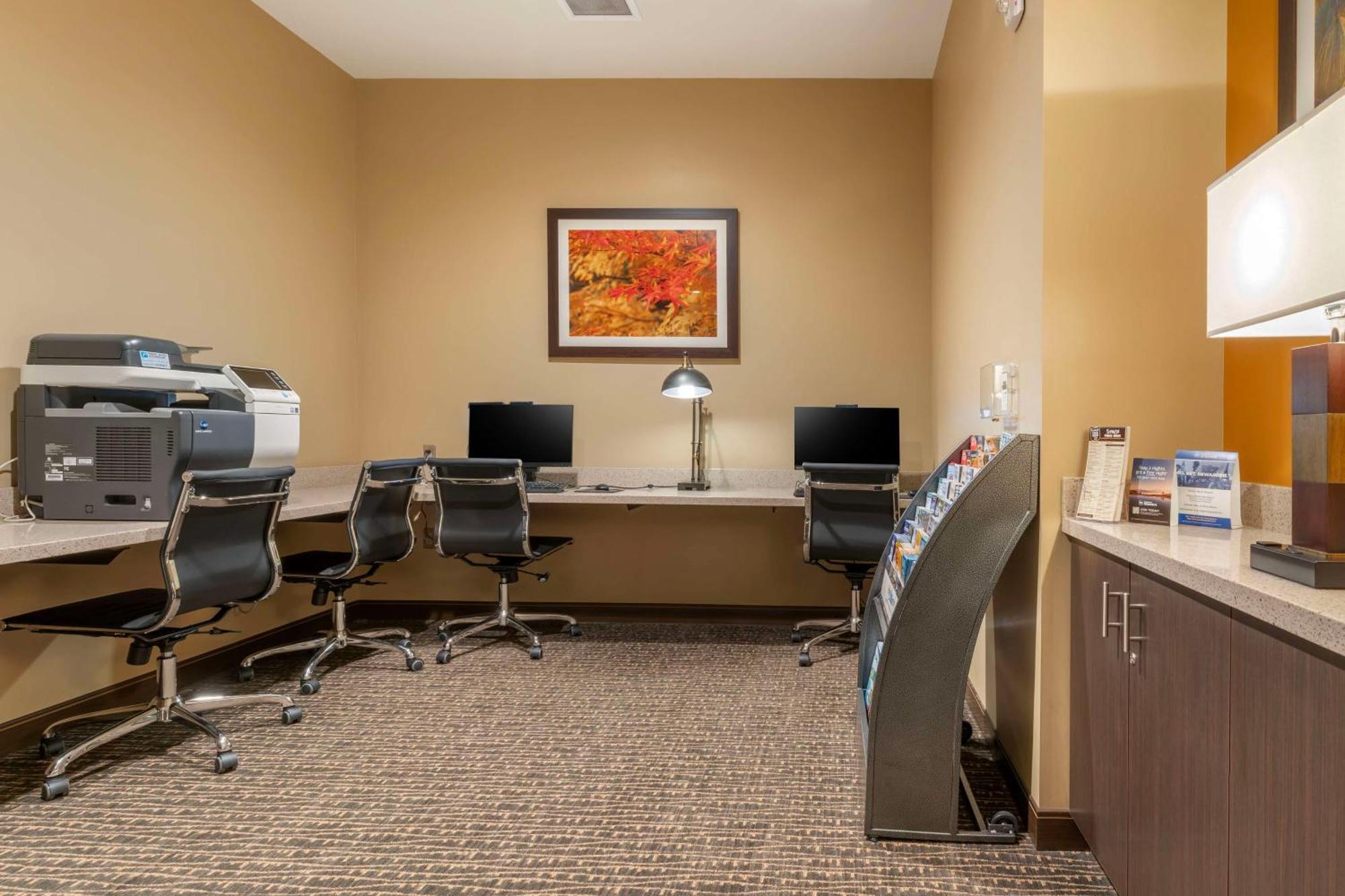 Best Western Premier Boulder Falls Inn Лебанон Экстерьер фото
