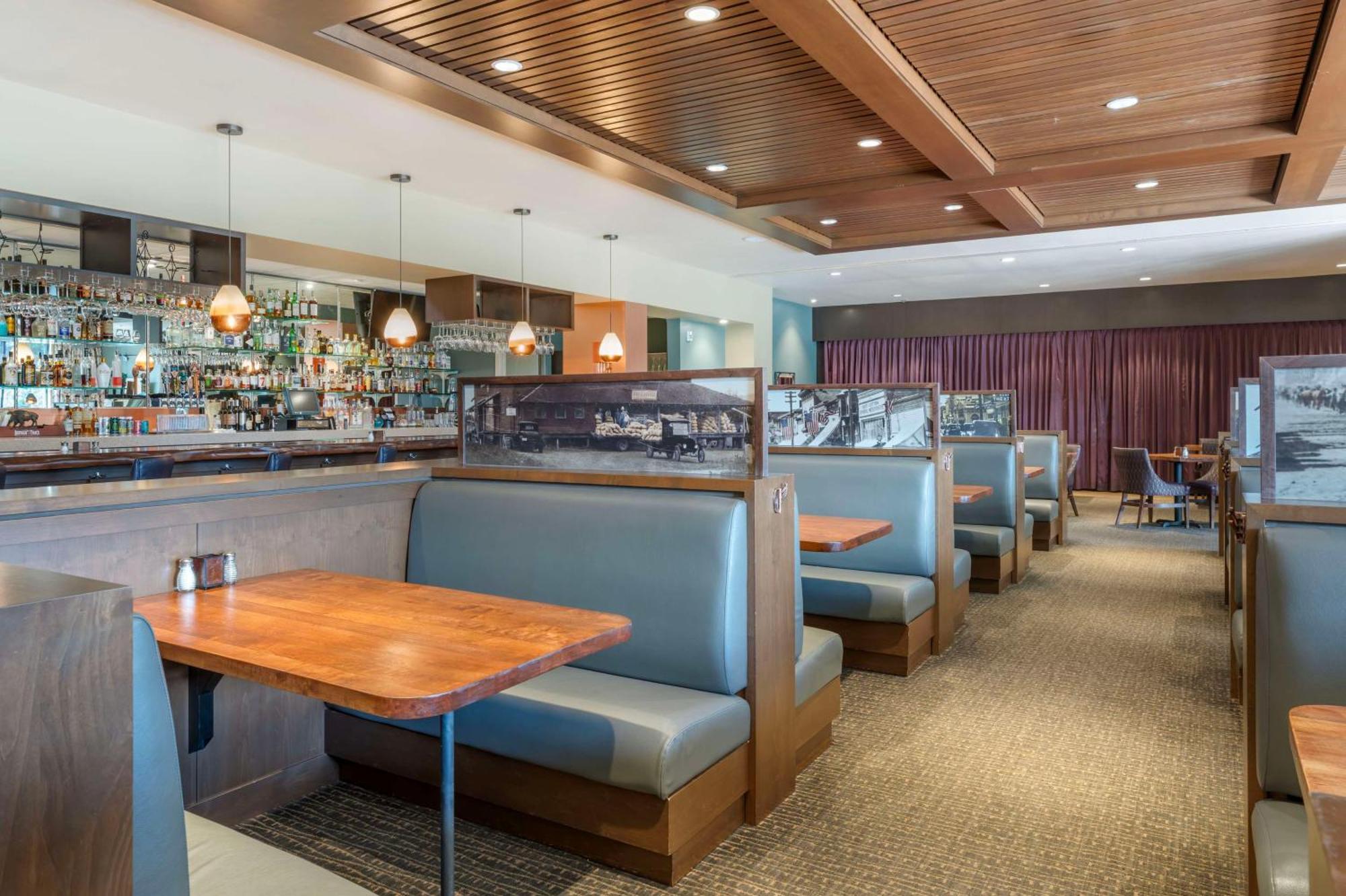 Best Western Premier Boulder Falls Inn Лебанон Экстерьер фото