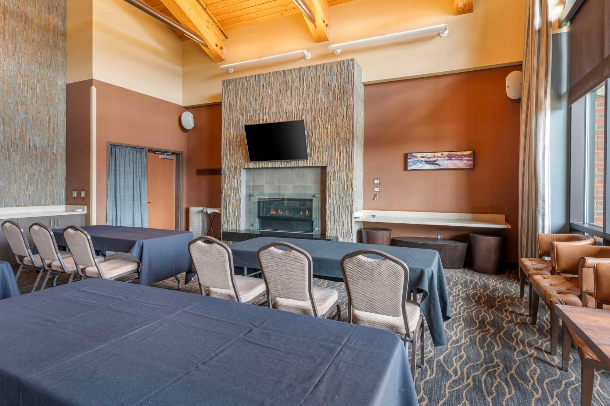 Best Western Premier Boulder Falls Inn Лебанон Экстерьер фото
